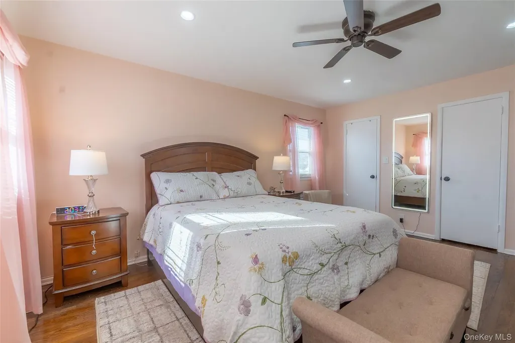 25708 147th Avenue Rosedale NY 11422