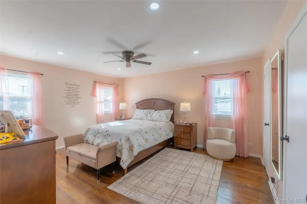 25708 147th Avenue Rosedale NY 11422