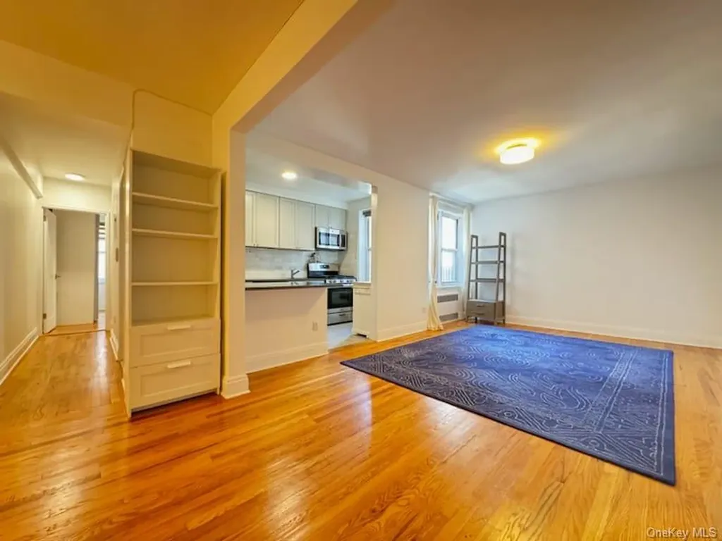 35-40 75th Street Jackson Heights NY 11372