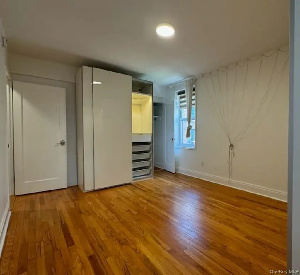 35-40 75th Street Jackson Heights NY 11372