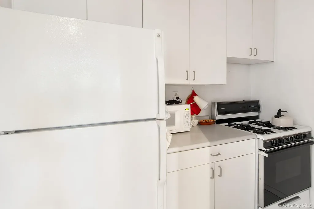 2400 Johnson Avenue Bronx NY 10463