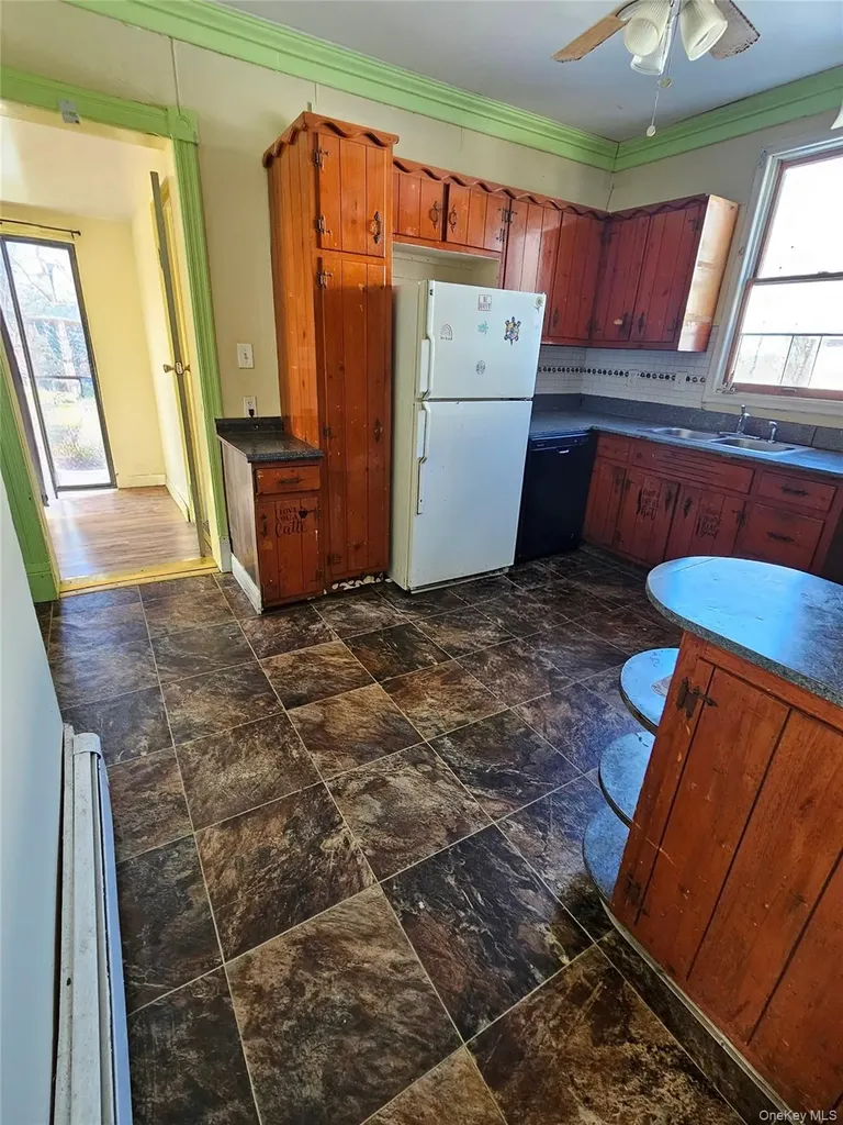 156 N Clinton Street N Poughkeepsie NY 12601