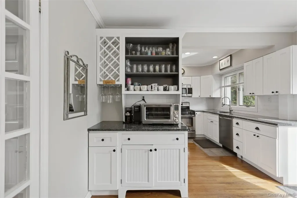2539 Washington Avenue Oceanside NY 11572