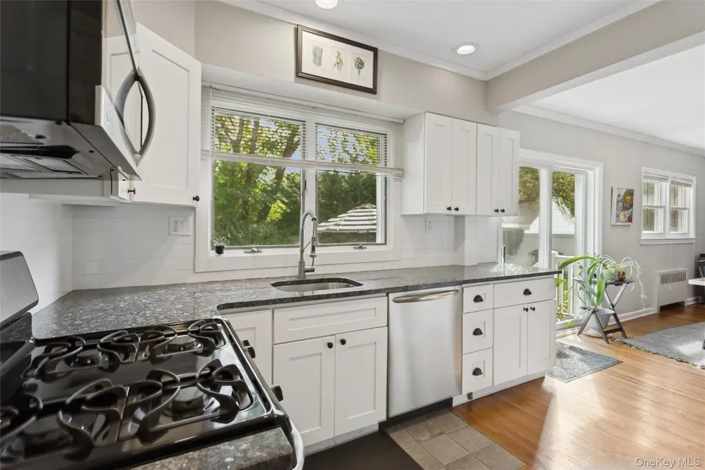 2539 Washington Avenue Oceanside NY 11572
