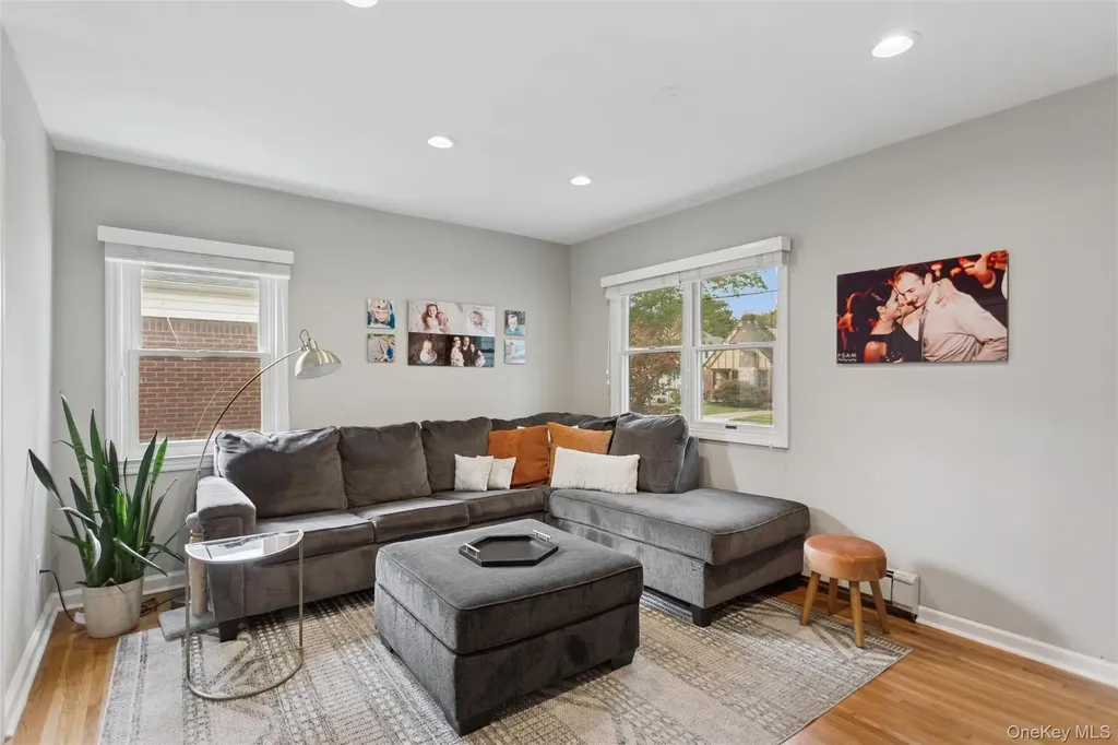 2539 Washington Avenue Oceanside NY 11572