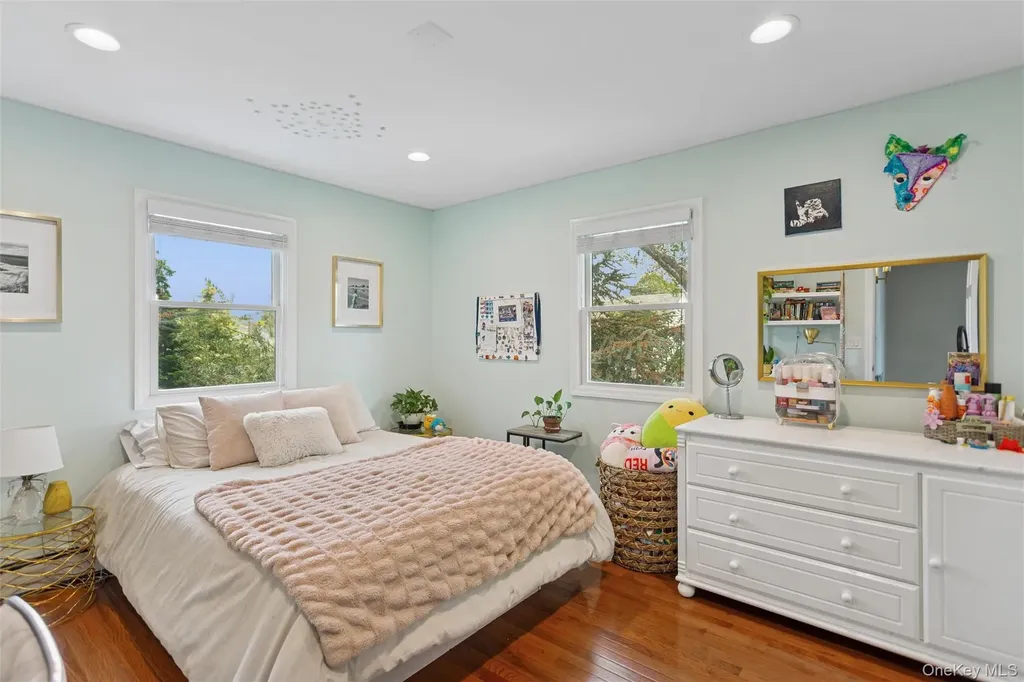 2539 Washington Avenue Oceanside NY 11572