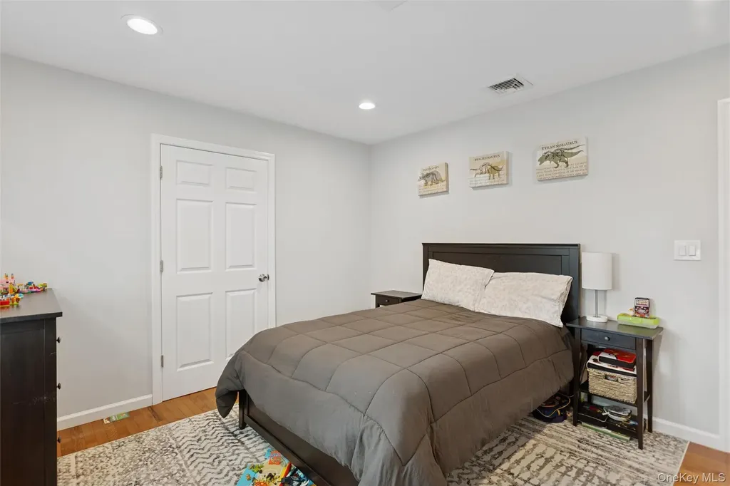 2539 Washington Avenue Oceanside NY 11572