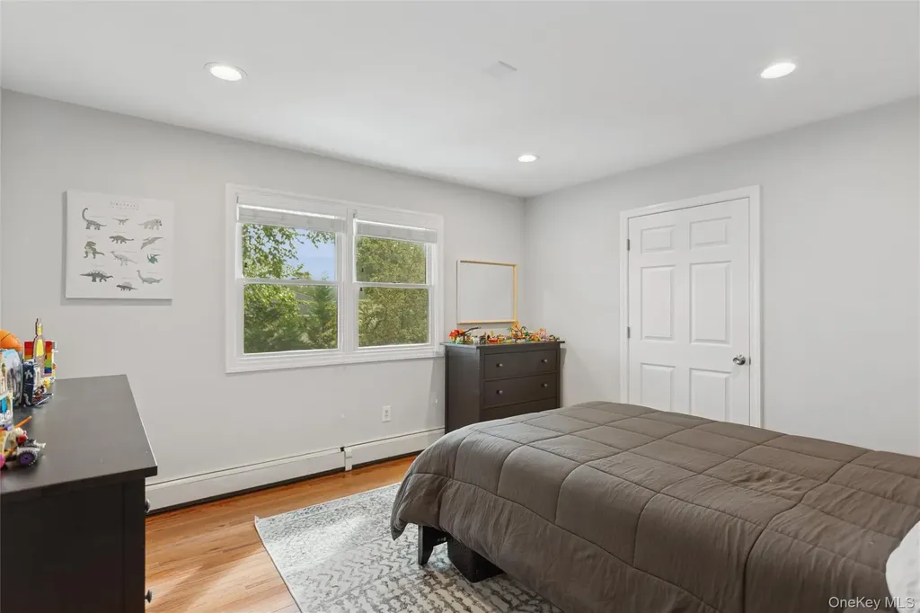 2539 Washington Avenue Oceanside NY 11572