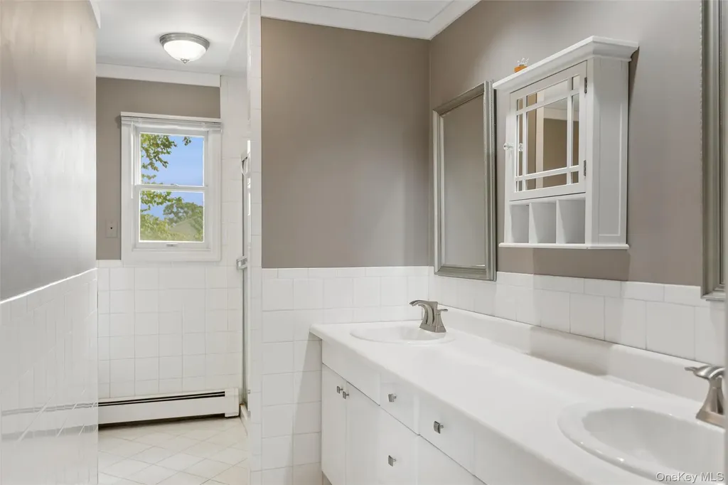 2539 Washington Avenue Oceanside NY 11572