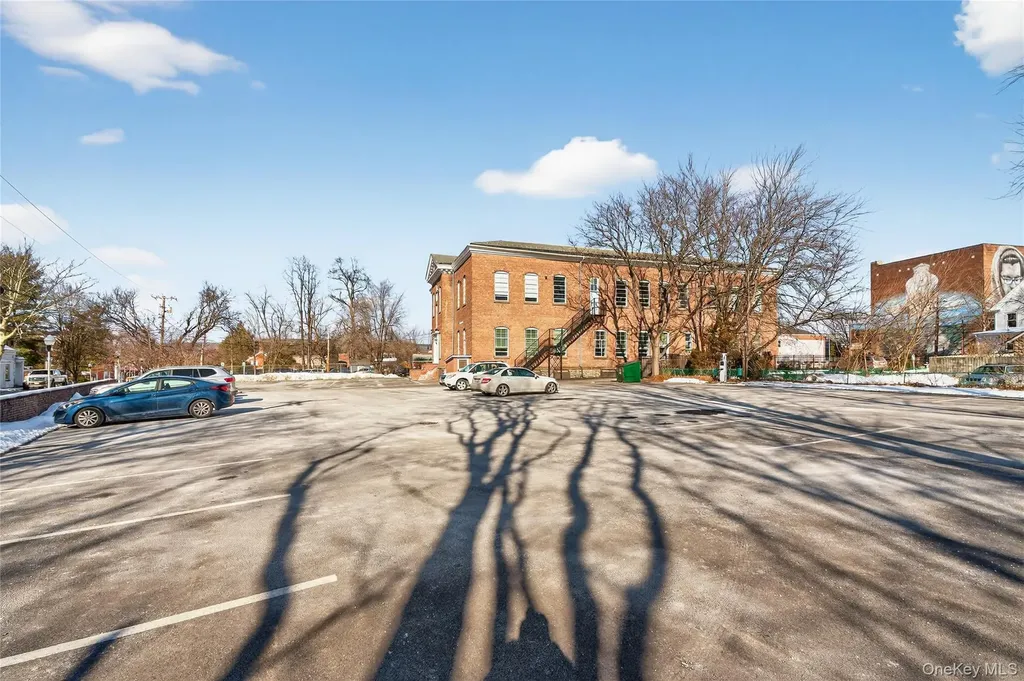 61 Crown Street Kingston NY 12401