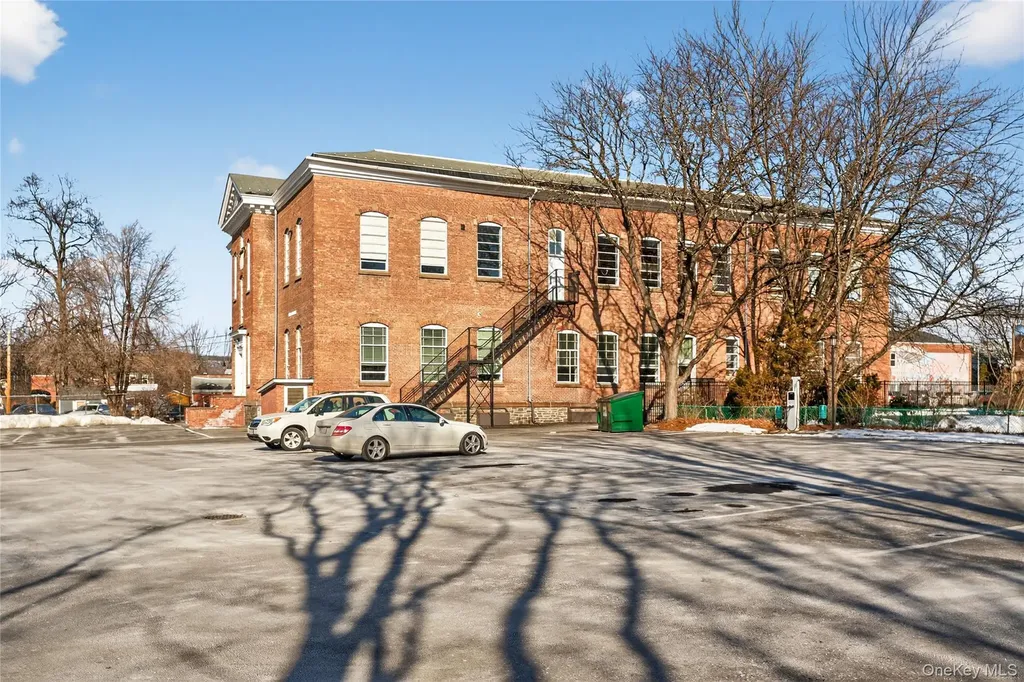 61 Crown Street Kingston NY 12401