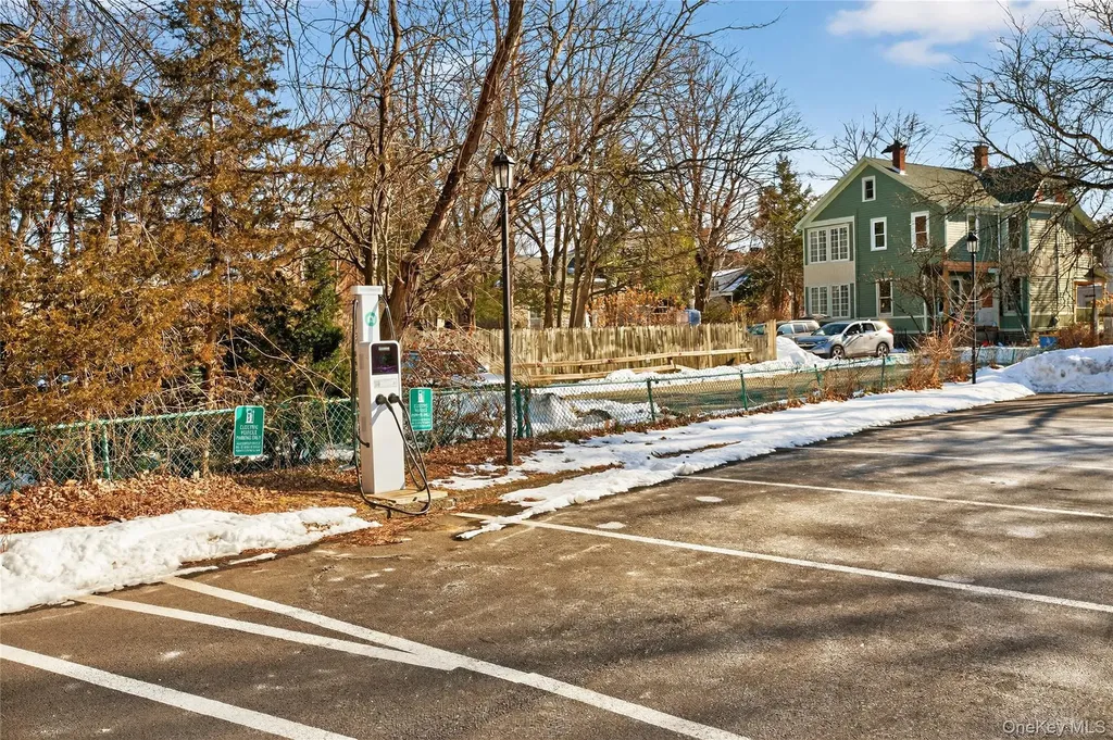61 Crown Street Kingston NY 12401