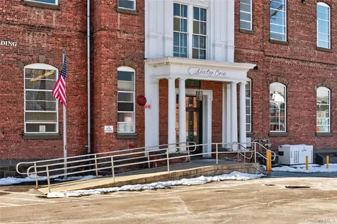 61 Crown Street Kingston NY 12401