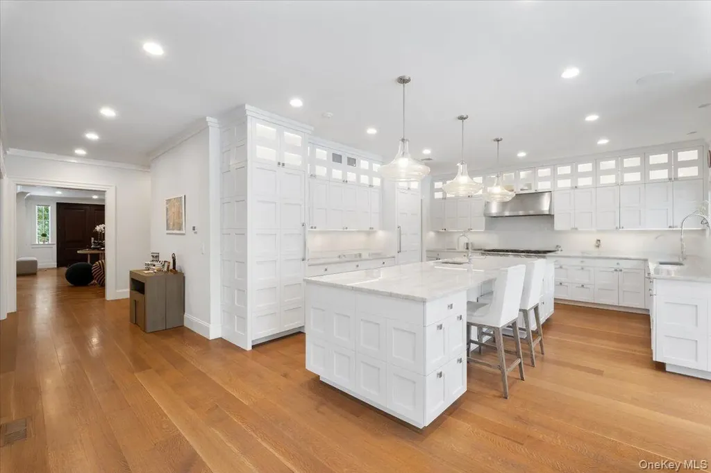38 Sage Terrace Scarsdale NY 10583