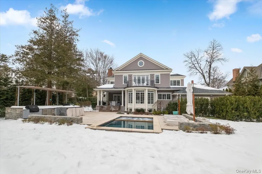 38 Sage Terrace Scarsdale NY 10583