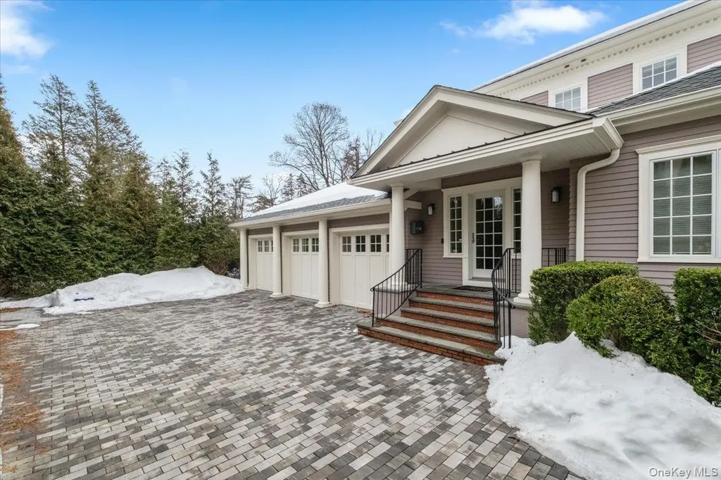 38 Sage Terrace Scarsdale NY 10583