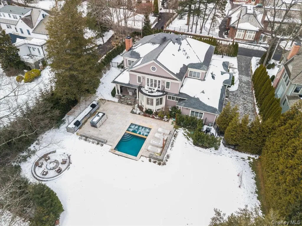38 Sage Terrace Scarsdale NY 10583