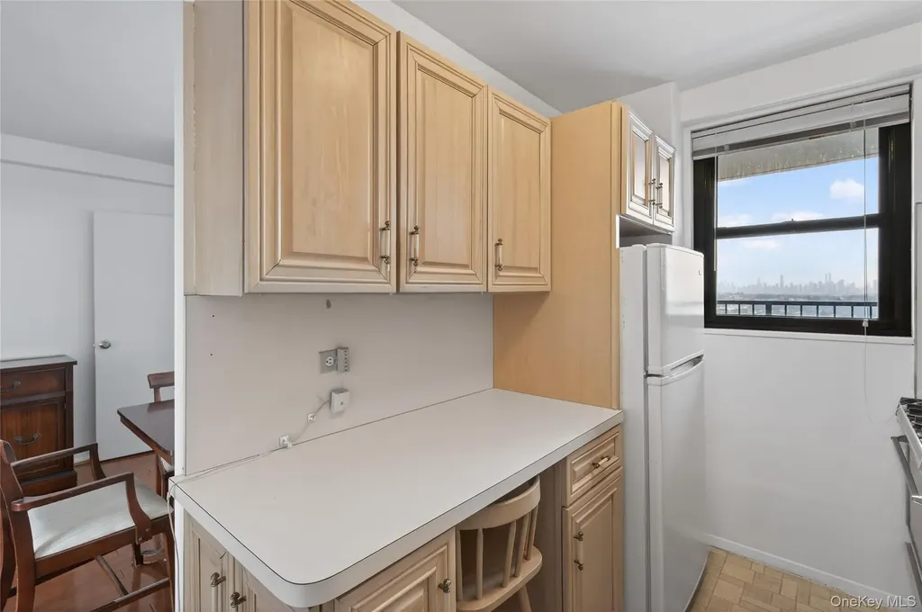 90-50 Union Turnpike Glendale NY 11385