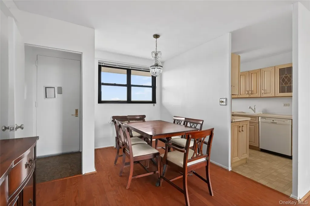 90-50 Union Turnpike Glendale NY 11385