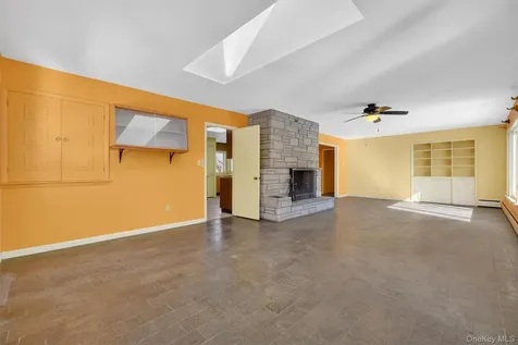 7 Wodenethe Drive S Beacon NY 12508