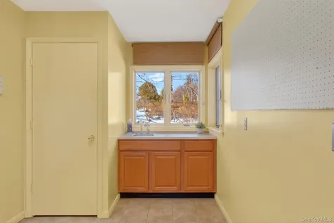 7 Wodenethe Drive S Beacon NY 12508