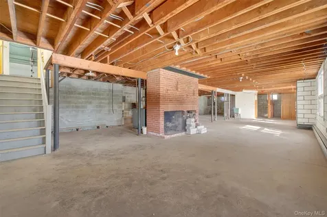 7 Wodenethe Drive S Beacon NY 12508