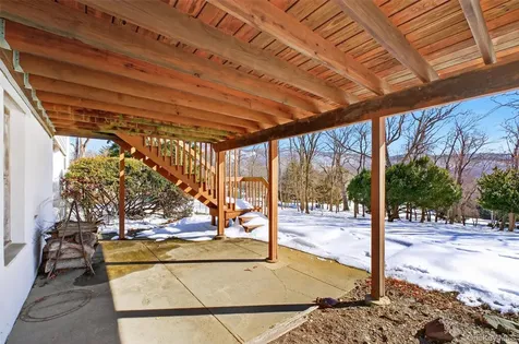 7 Wodenethe Drive S Beacon NY 12508