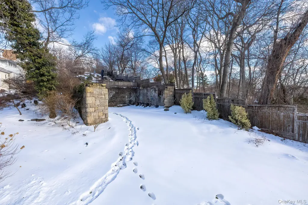 32 Prospect Drive Yonkers NY 10705