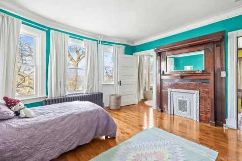 32 Prospect Drive Yonkers NY 10705