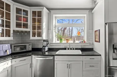 32 Prospect Drive Yonkers NY 10705