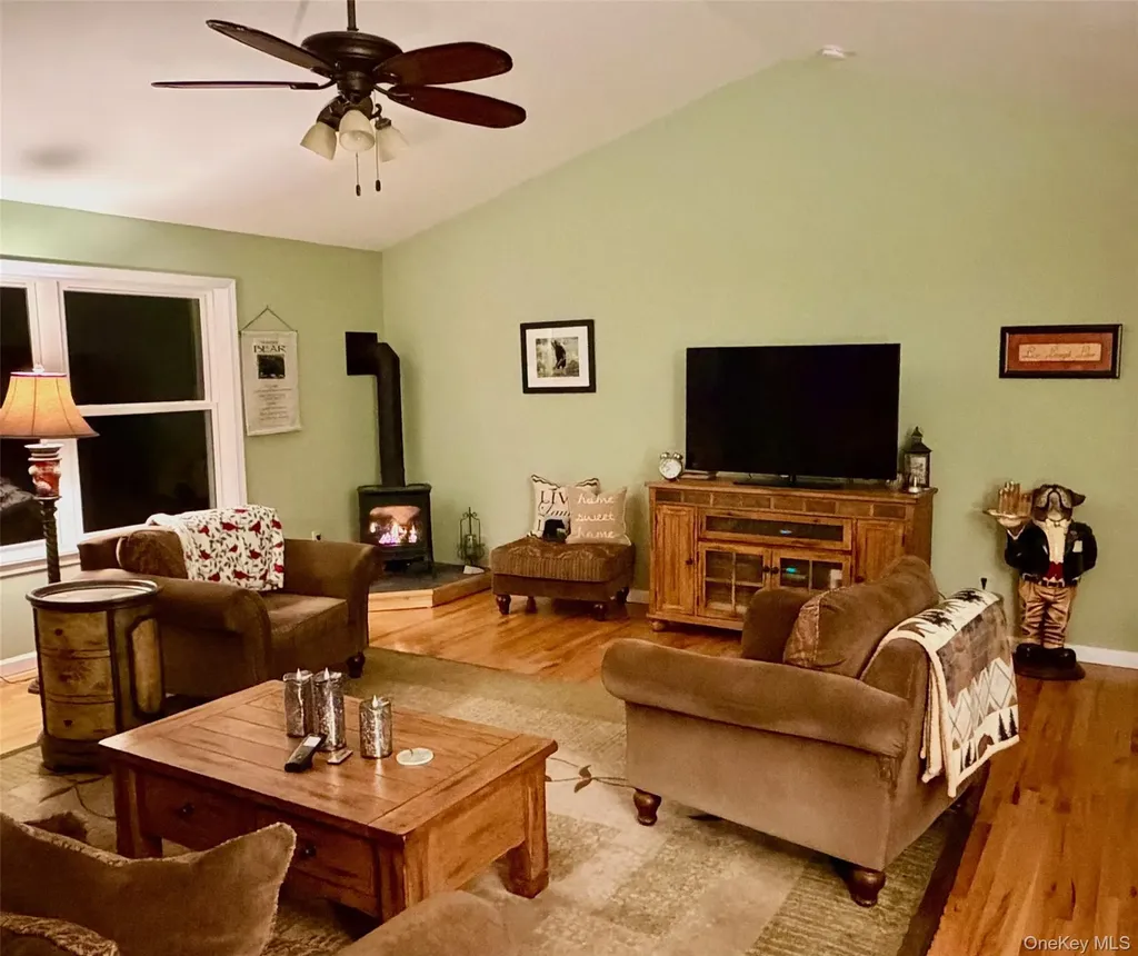 26 Valley Road Forestburgh NY 12777