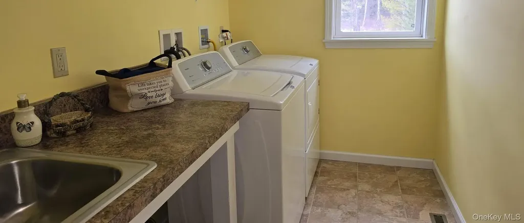 26 Valley Road Forestburgh NY 12777