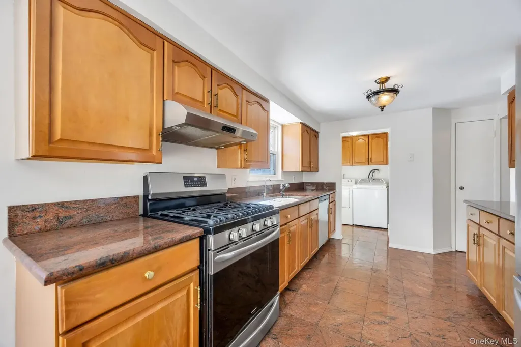2 Almike Drive Centereach NY 11720