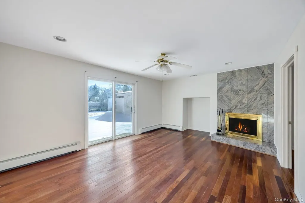 2 Almike Drive Centereach NY 11720