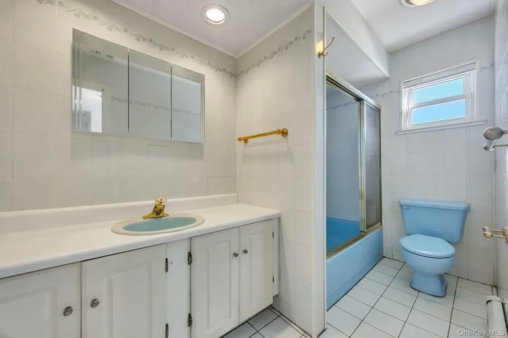 2 Almike Drive Centereach NY 11720