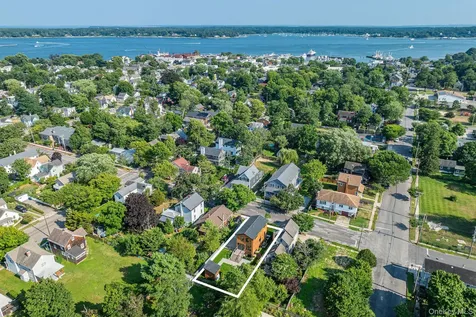 216 North Street Greenport NY 11944