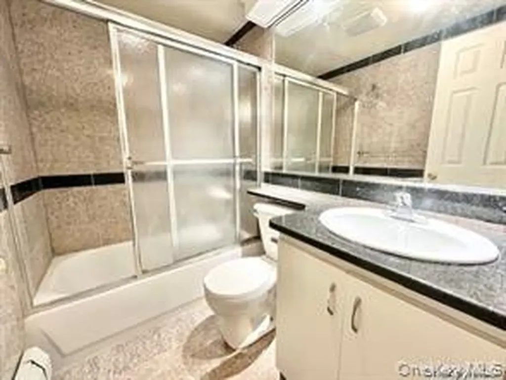 142-29 37th Avenue Flushing NY 11354