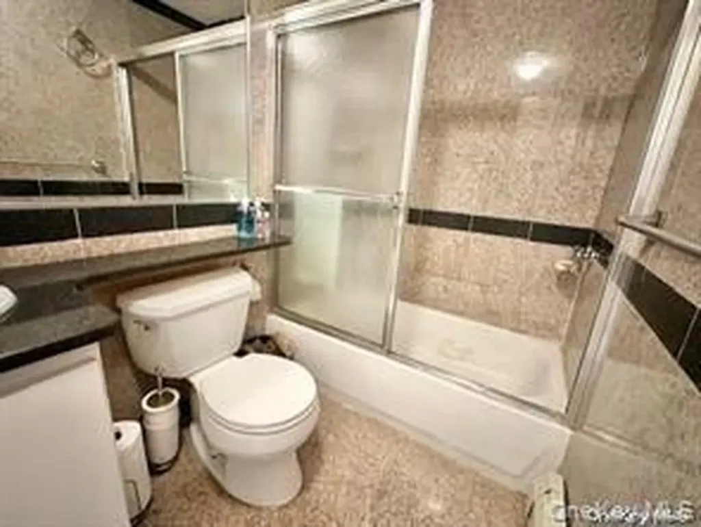 142-29 37th Avenue Flushing NY 11354