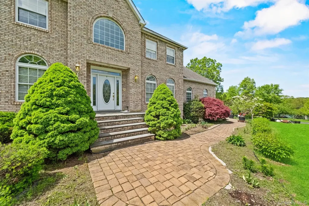 20 Goshen Road Chester NY 10918
