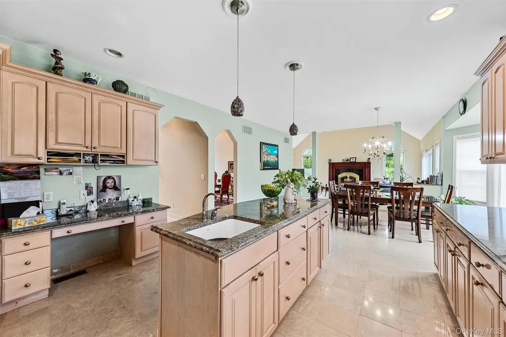 20 Goshen Road Chester NY 10918