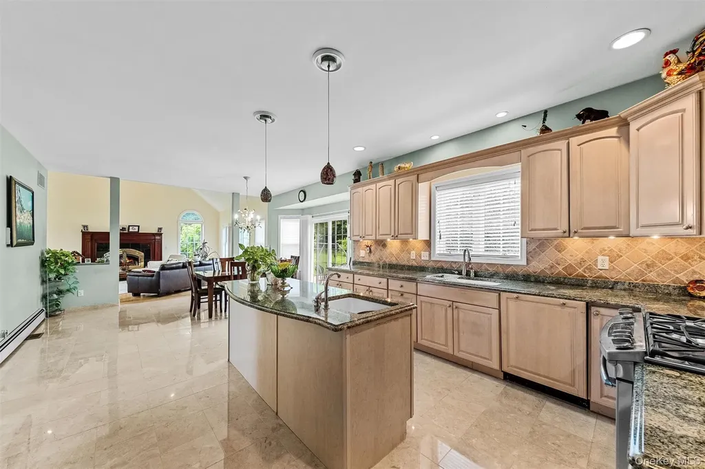 20 Goshen Road Chester NY 10918