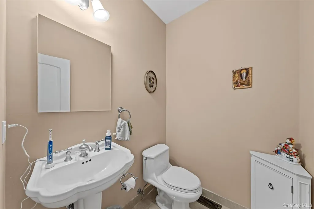 20 Goshen Road Chester NY 10918