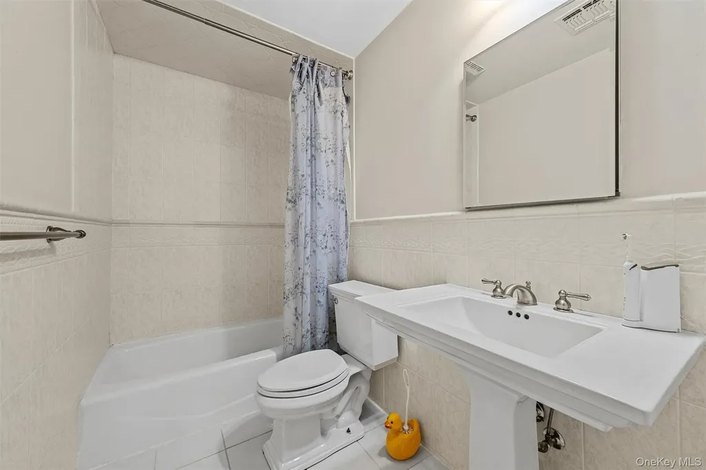 20 Goshen Road Chester NY 10918