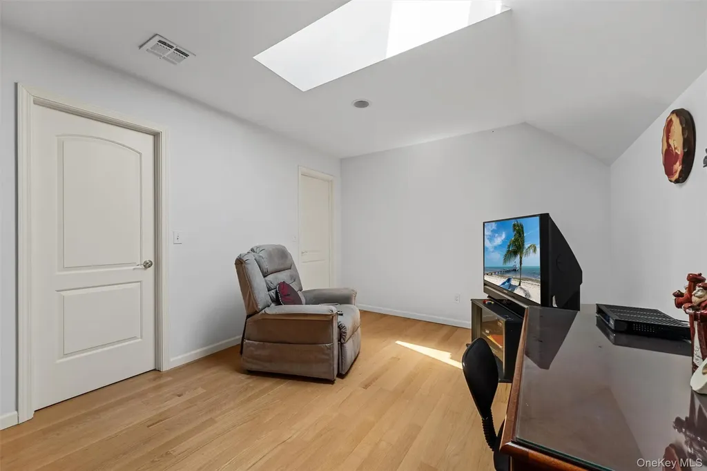 20 Goshen Road Chester NY 10918