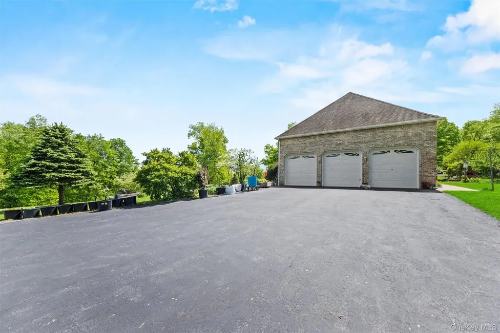 20 Goshen Road Chester NY 10918