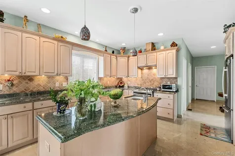 20 Goshen Road Chester NY 10918