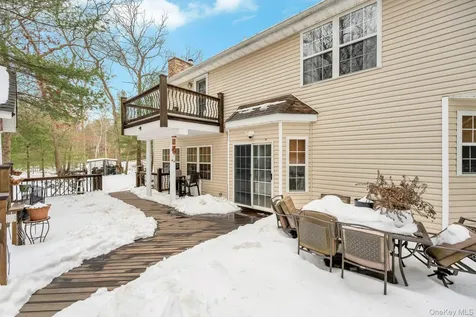 18 Darcy Avenue Manorville NY 11949