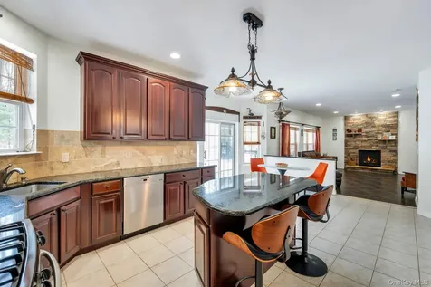 18 Darcy Avenue Manorville NY 11949