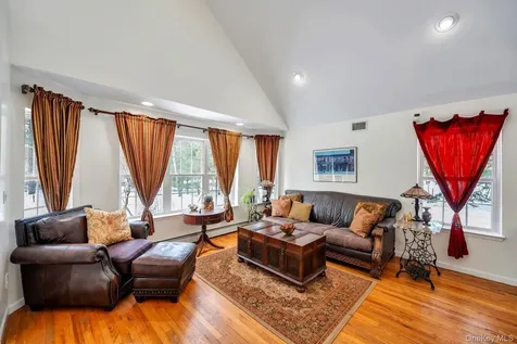 18 Darcy Avenue Manorville NY 11949