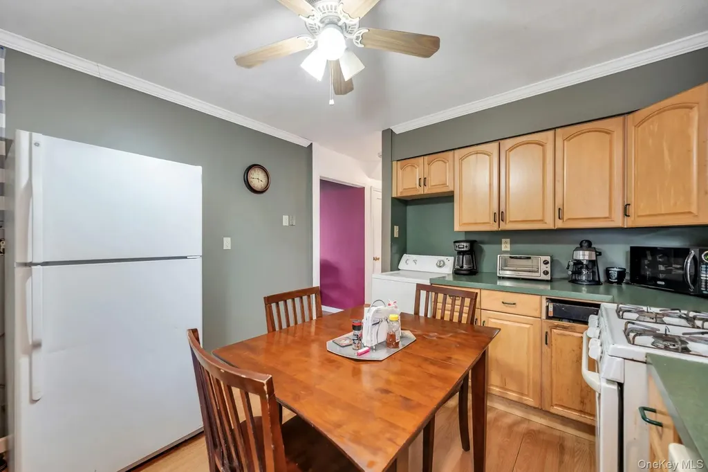 2528 Marshall Avenue Bellmore NY 11710